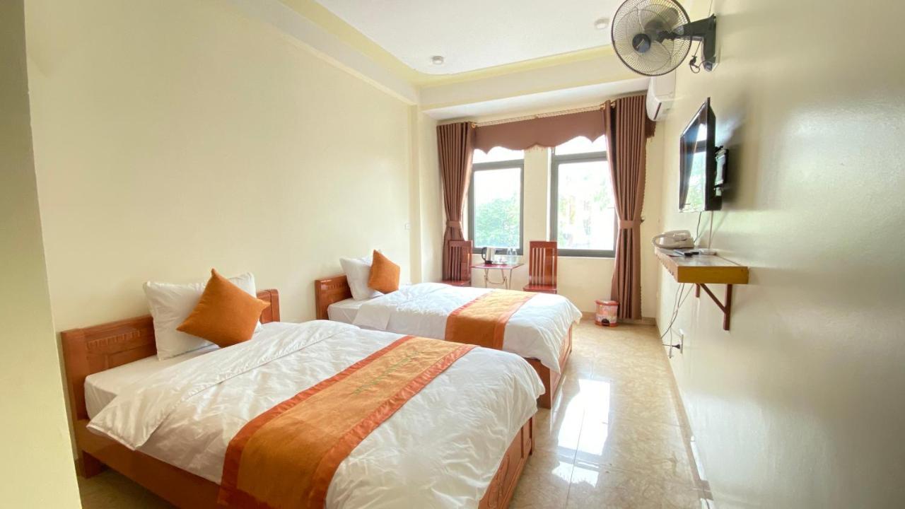 Sun Ha Giang Hotel-Tours-Motorbike Rental Екстер'єр фото